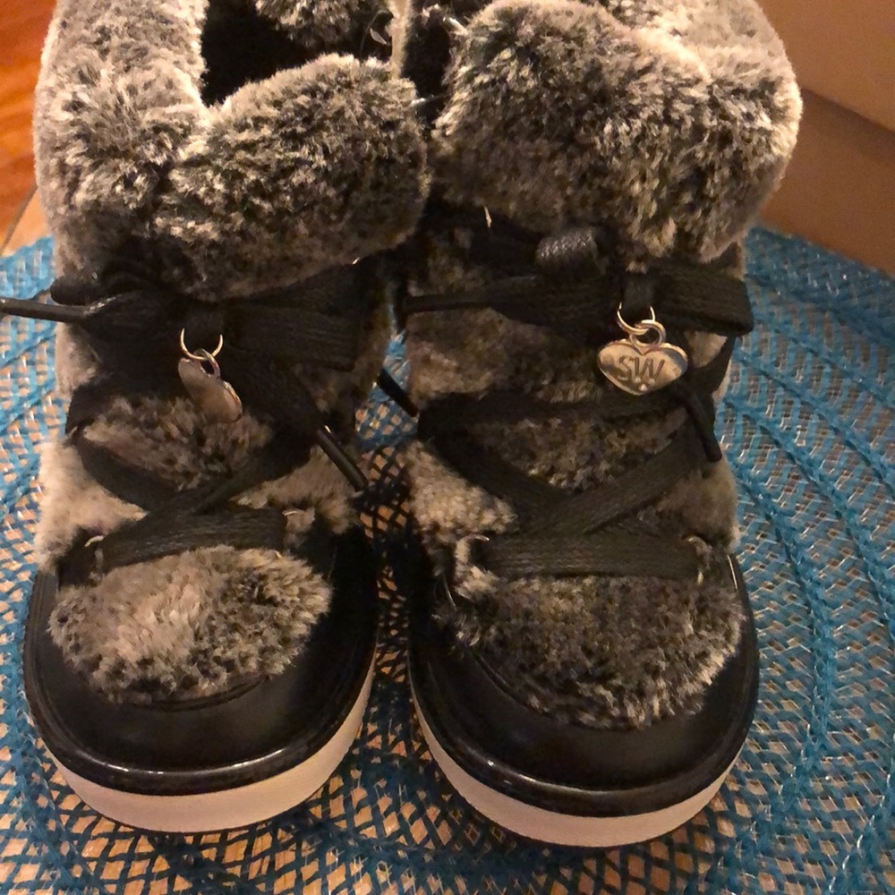 Kids boots